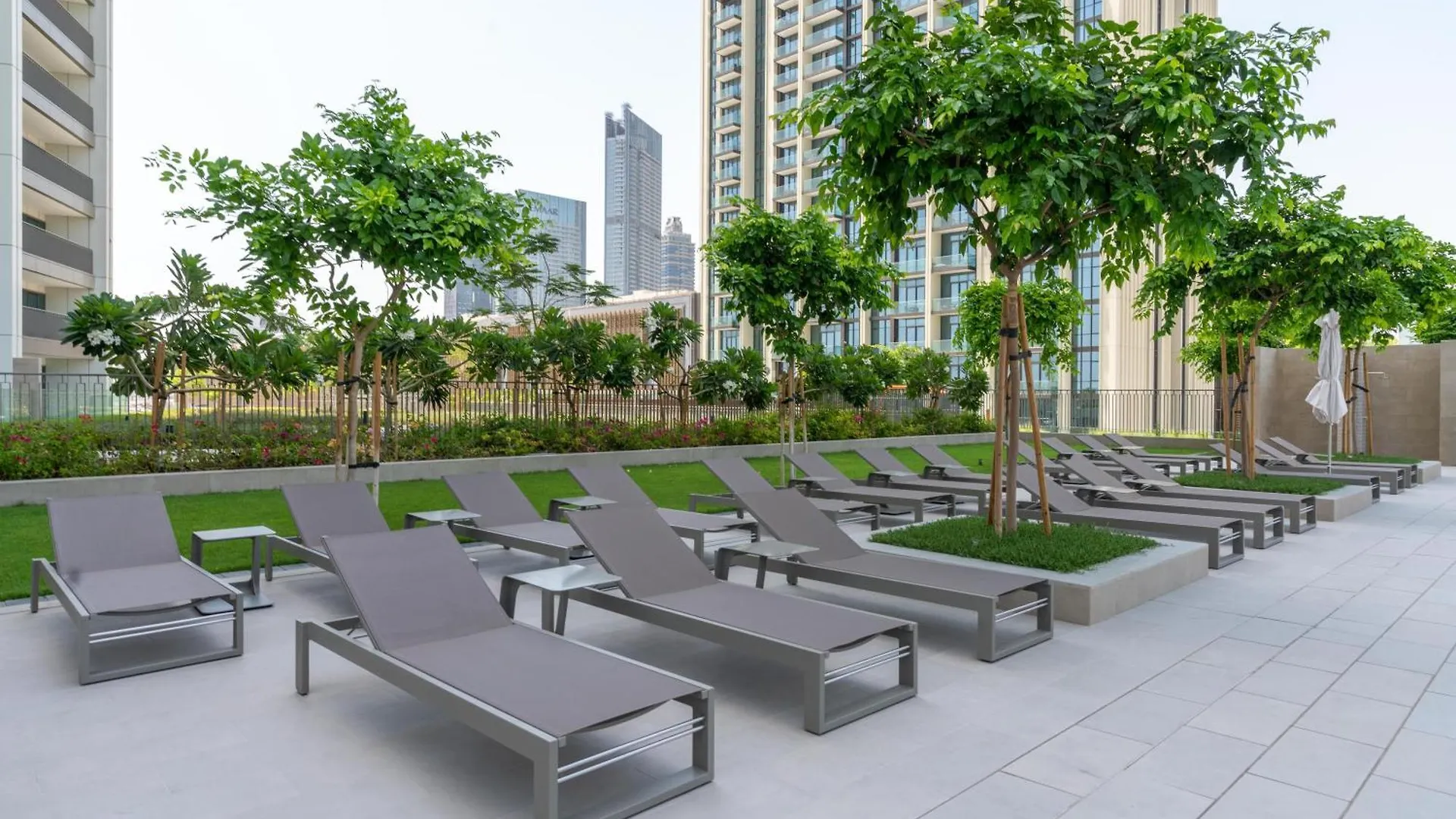 On Off Hh- Downtown Views 2 Apartment Dubai United Arab Emirates